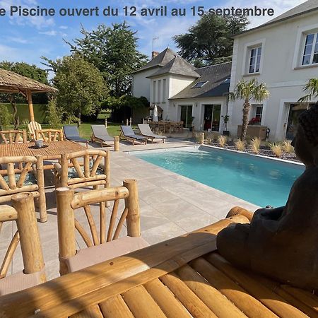 Farceaux Le Petit Manoir Bed & Breakfast エクステリア 写真