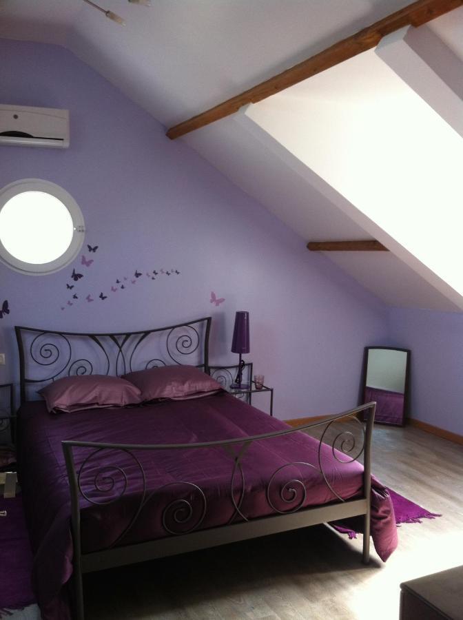 Farceaux Le Petit Manoir Bed & Breakfast エクステリア 写真