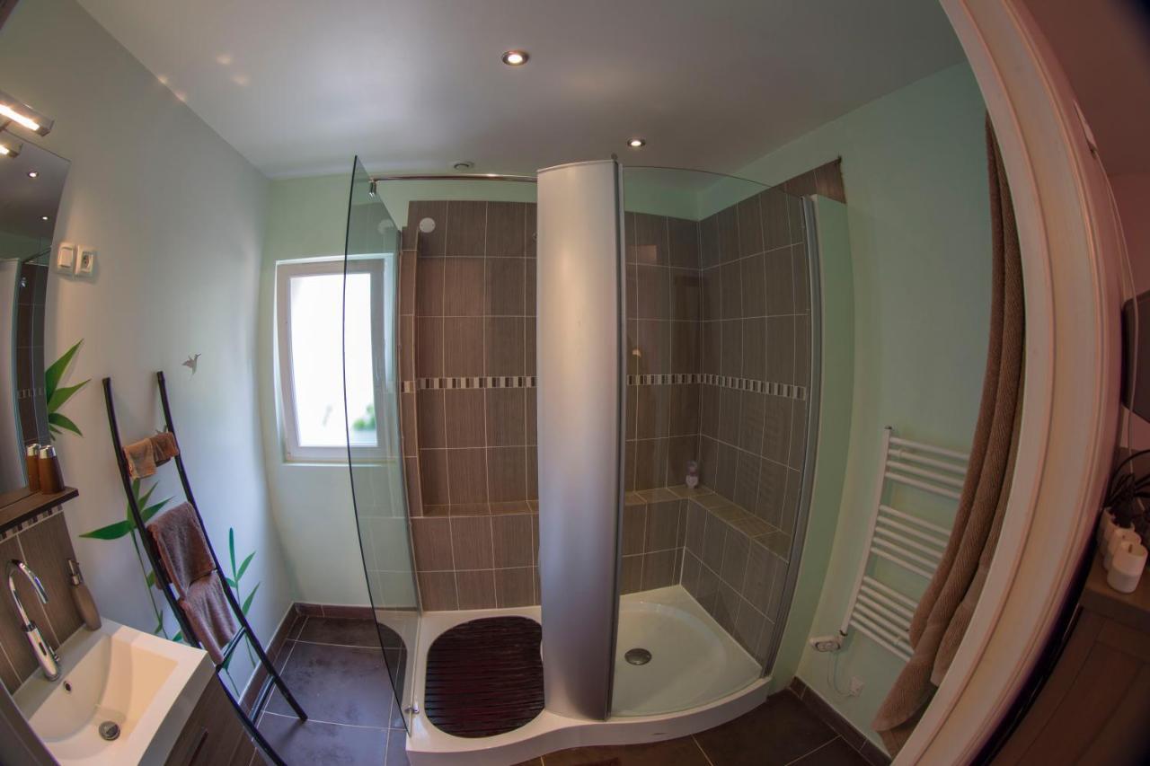 Farceaux Le Petit Manoir Bed & Breakfast エクステリア 写真